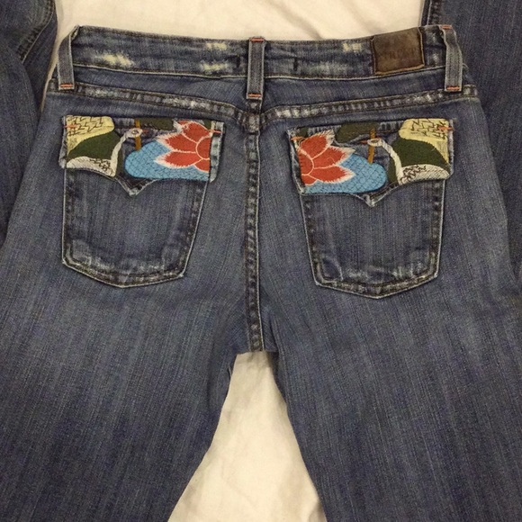 Street Denim Distressed Jeans Boot Cut Peacock Embroidered Back Flap Poc… - Picture 2 of 12